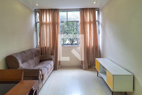 Sala de apartamento à venda com 2 quartos, 58m² em Icaraí, Niterói