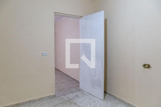 Quarto de casa à venda com 1 quarto, 80m² em Jardim Presidente Dutra, Guarulhos