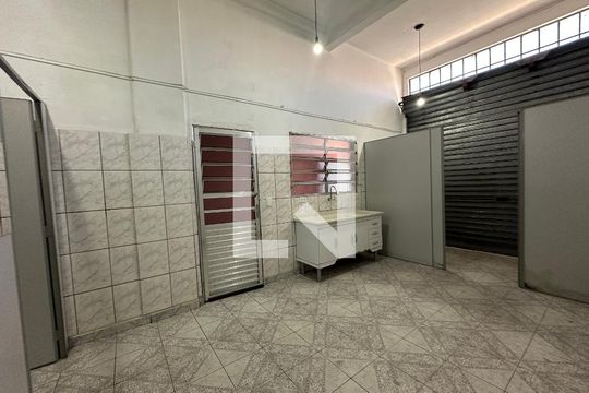Sala/Cozinha de casa para alugar com 1 quarto, 50m² em Jardim Julio, Barueri