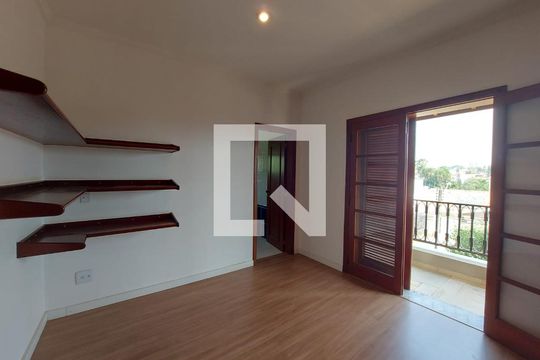 Suíte 3 de casa para alugar com 5 quartos, 426m² em Jardim Santa Marcelina, Campinas