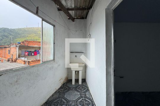 Área de serviço de casa para alugar com 1 quarto, 70m² em Jardim Nascimento, São Bernardo do Campo