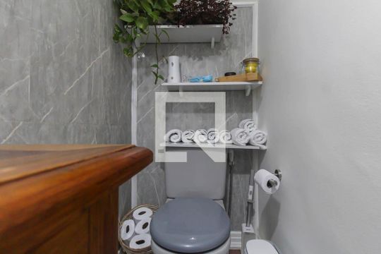 Lavabo de casa para alugar com 3 quartos, 90m² em Jardim Nove de Julho, São Paulo