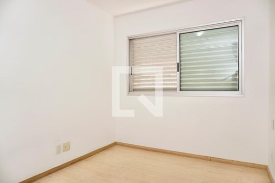 Quarto 2 de apartamento para alugar com 2 quartos, 140m² em Funcionários, Belo Horizonte