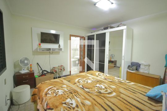 Suíte  de casa para alugar com 3 quartos, 150m² em Paulicéia, São Bernardo do Campo