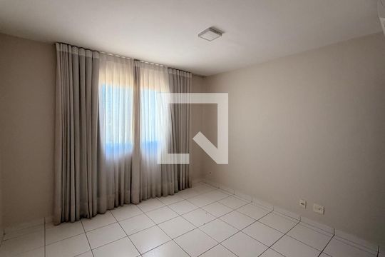 Suíte de apartamento para alugar com 3 quartos, 74m² em Setor Faicalville, Goiânia