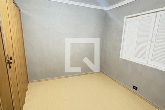 Quarto de casa à venda com 4 quartos, 170m² em Vila Nossa Senhora do Retiro, São Paulo