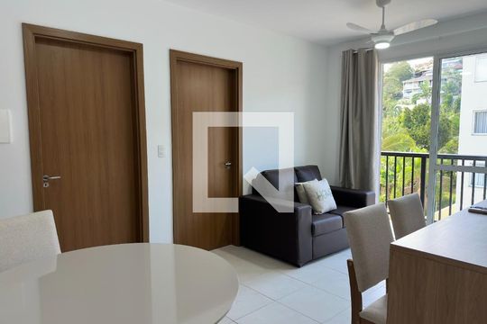 Sala de apartamento para alugar com 2 quartos, 56m² em Vargem do Bom Jesus, Florianópolis