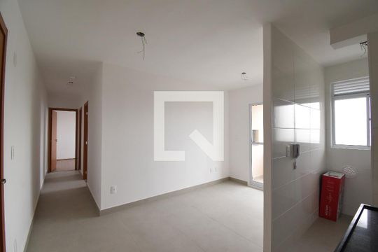 Sala e Cozinha de apartamento para alugar com 2 quartos, 47m² em Bairro Alto, Curitiba