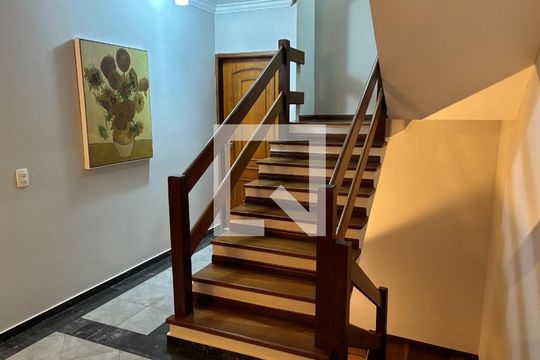 Sala de casa para alugar com 4 quartos, 567m² em Parque dos Principes, São Paulo