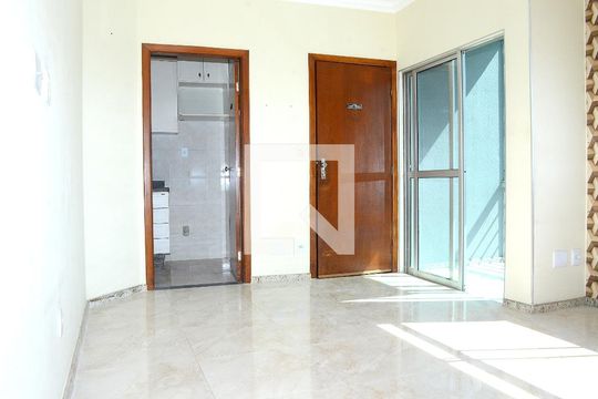 Sala de apartamento à venda com 3 quartos, 70m² em Goiânia, Belo Horizonte