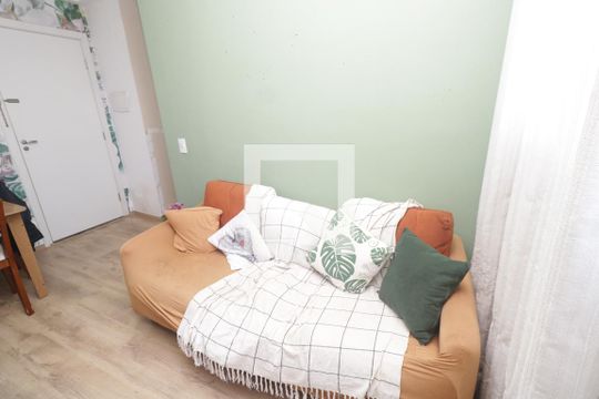 Sala de apartamento à venda com 2 quartos, 39m² em Santa Maria, Santo André