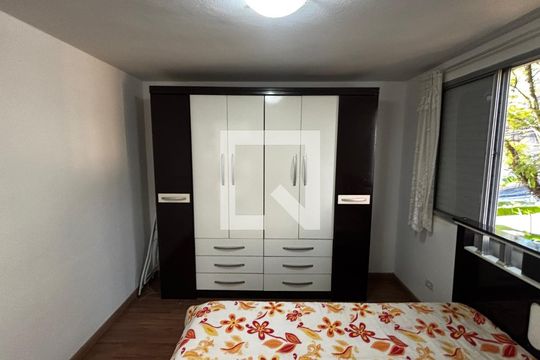 Quarto 1 de apartamento à venda com 2 quartos, 52m² em Jardim Alvorada, Santo André