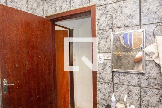 Casa à venda com 2 quartos, 100m² em Bernardo Monteiro, Contagem