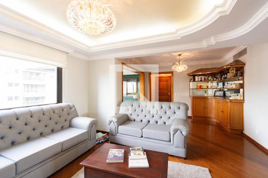 Apartamento à venda com 3 quartos, 237m² em Centro, Canoas