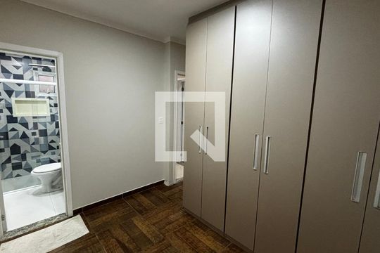 Suite de apartamento à venda com 2 quartos, 55m² em Vila Eldizia, Santo André