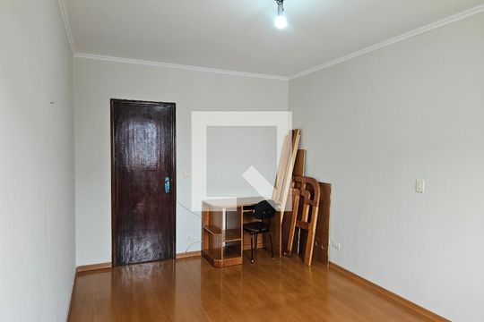 Sala de casa à venda com 4 quartos, 150m² em Terceira Divisão de Interlagos, São Paulo