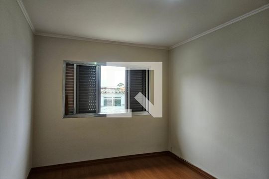 Quarto de casa à venda com 4 quartos, 150m² em Terceira Divisão de Interlagos, São Paulo