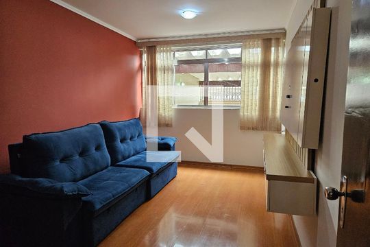Sala de casa à venda com 4 quartos, 150m² em Terceira Divisão de Interlagos, São Paulo