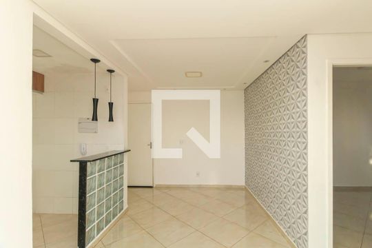Apartamento para alugar com 2 quartos, 44m² em Cidade Satelite Santa Barbara, São Paulo