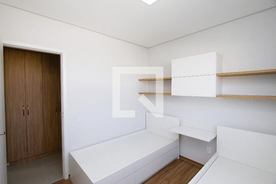 Quarto 1 de apartamento para alugar com 3 quartos, 70m² em Palmeiras, Belo Horizonte