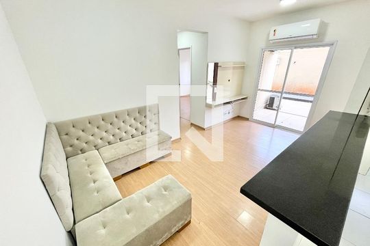 Apartamento à venda com 2 quartos, 56m² em Vila Santa Maria, São Paulo