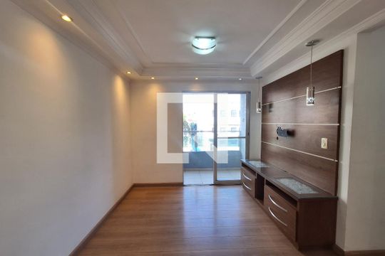 Sala de apartamento à venda com 3 quartos, 65m² em Vila Sao Pedro, Santo André