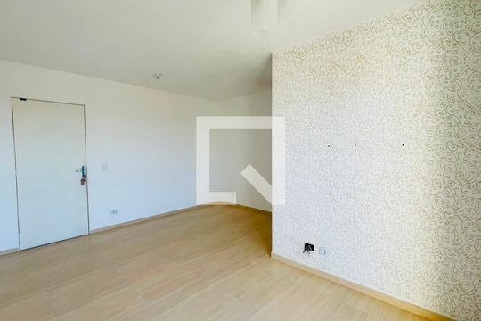 Apartamento para alugar com 3 quartos, 65m² em Caiapia, Cotia