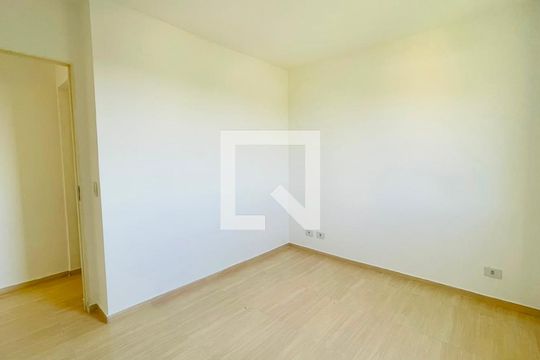 Apartamento para alugar com 3 quartos, 65m² em Caiapia, Cotia