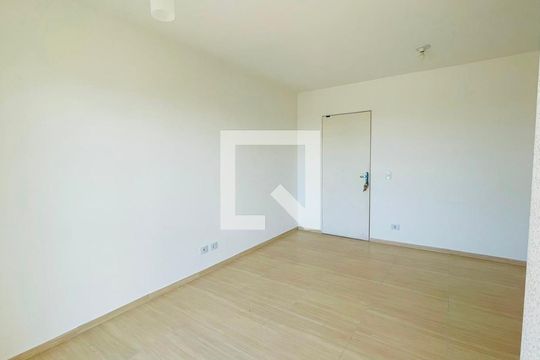 Apartamento para alugar com 3 quartos, 65m² em Caiapia, Cotia