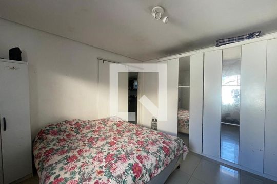 Casa à venda com 2 quartos, 130m² em Santa Teresa, São Leopoldo