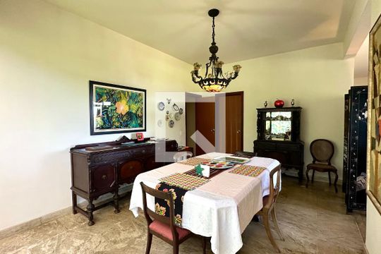 Sala de casa à venda com 3 quartos, 1000m² em Jardim Botânico, Rio de Janeiro