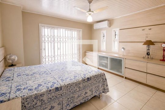 Suíte de casa para alugar com 5 quartos, 340m² em Salgado Filho, Gravataí