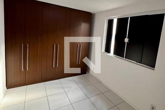 Quarto 1 de casa de condomínio para alugar com 2 quartos, 70m² em Vista Alegre, São Gonçalo