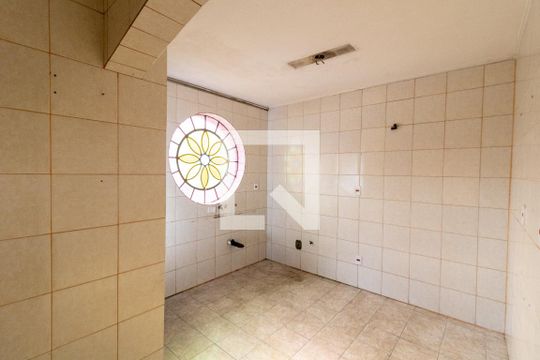 Casa à venda com 2 quartos, 227m² em Teresópolis, Porto Alegre