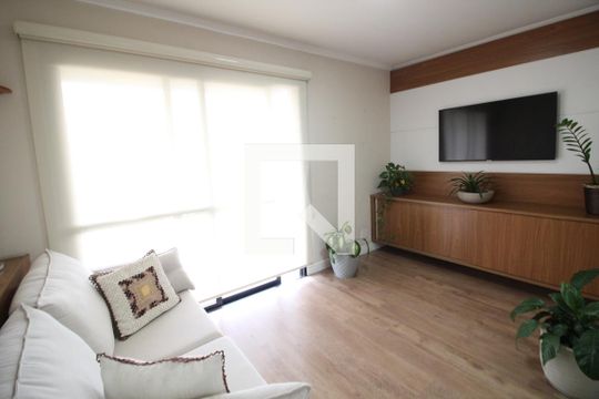 Sala de apartamento para alugar com 2 quartos, 58m² em Cidade São Francisco, São Paulo