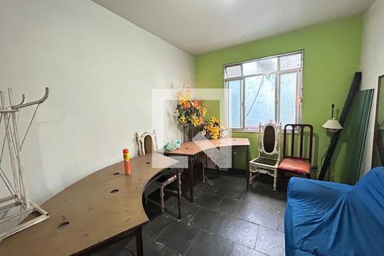 Quarto 2 de casa para alugar com 2 quartos, 400m² em Bento Ribeiro, Rio de Janeiro