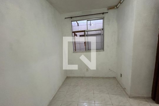 Quarto 1 de casa para alugar com 2 quartos, 50m² em Madureira, Rio de Janeiro
