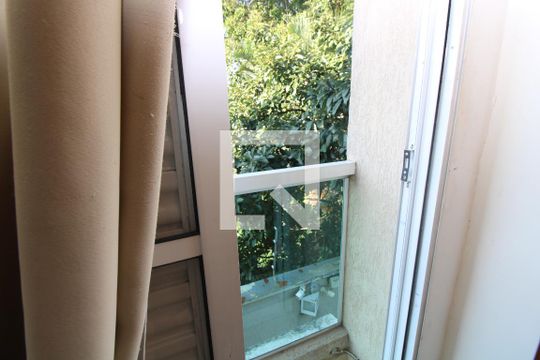 Suíte 1 de casa de condomínio à venda com 2 quartos, 68m² em Parque Boturussu, São Paulo