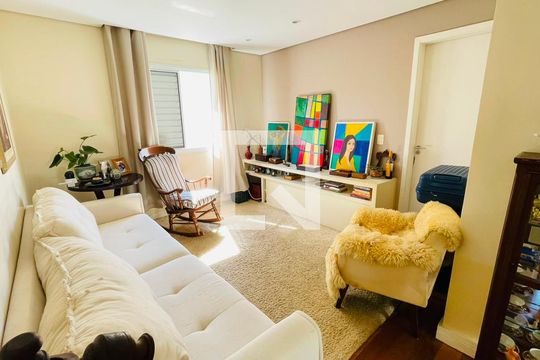Sala de casa de condomínio para alugar com 4 quartos, 214m² em Jardim Barbacena, Cotia