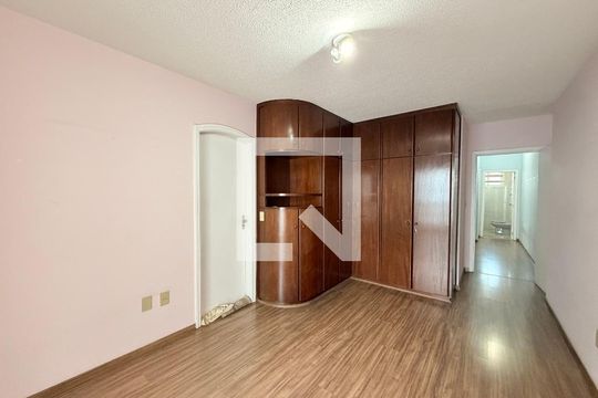 Suíte 1 de casa à venda com 3 quartos, 181m² em Vila Boaventura, Jundiaí