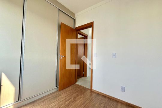 Quarto 1 de apartamento para alugar com 2 quartos, 36m² em Jabaquara, São Paulo