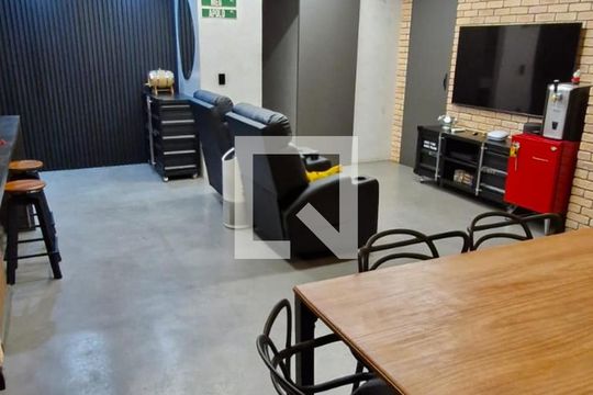 Sala de apartamento para alugar com 1 quarto, 85m² em Vila Zilda, São Paulo