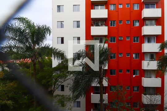 Vista Quarto 1 de apartamento para alugar com 3 quartos, 76m² em Horto do Ype, São Paulo