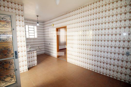 Cozinha de casa à venda com 6 quartos, 392m² em Penha, Rio de Janeiro