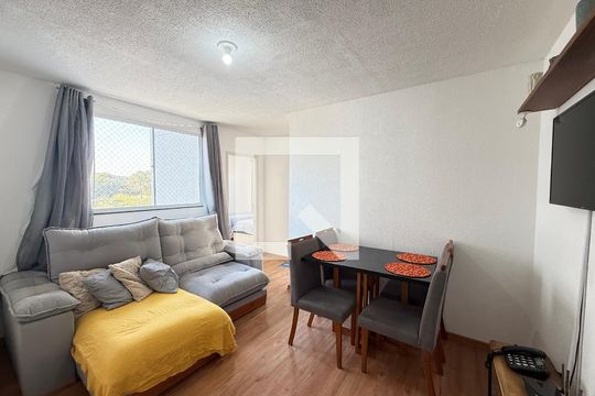 Apartamento para alugar com 2 quartos, 45m² em Chácara Contagem, Contagem