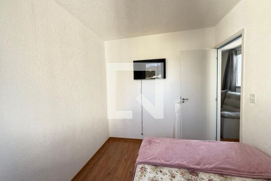 Quarto 1 de apartamento para alugar com 2 quartos, 45m² em Chácara Contagem, Contagem