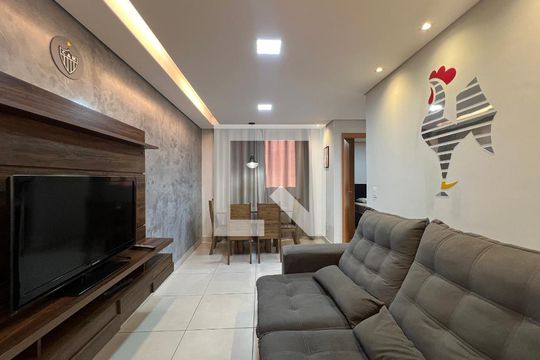 Apartamento para alugar com 2 quartos, 47m² em Cabral, Contagem