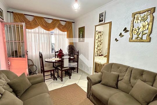 Sala de casa à venda com 2 quartos, 133m² em Jardim Kawamoto, Guarulhos