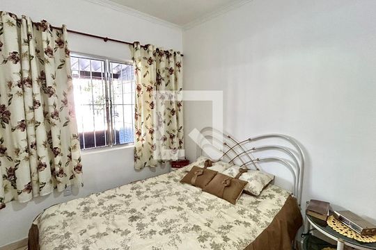 Quarto 1 de casa à venda com 2 quartos, 133m² em Jardim Kawamoto, Guarulhos