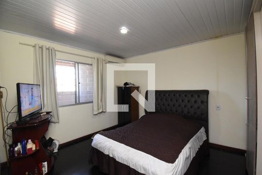 Suíte de casa para alugar com 2 quartos, 180m² em Cajuru, Curitiba